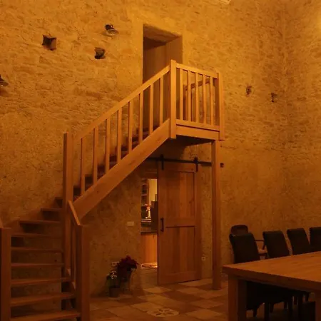 Domaine De La Couderquie Bed & Breakfast *