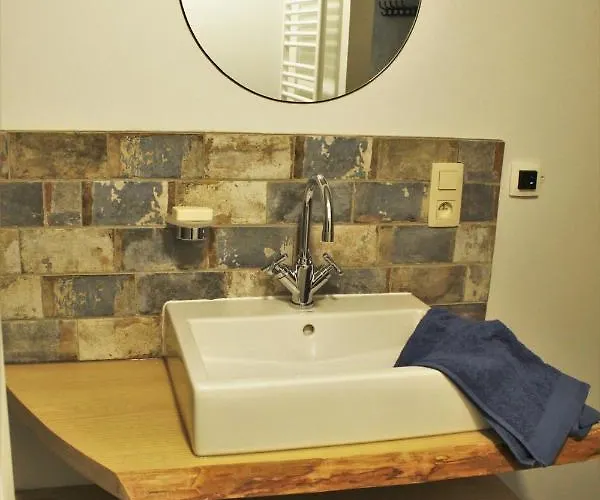 Domaine De La Couderquie 3* Lautrec